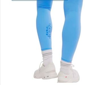 Free People Movement never better leggings in celestial blue , nwt, size M
